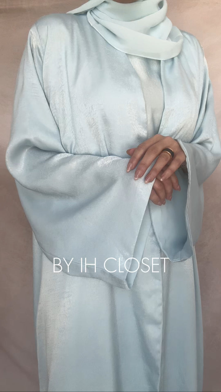 IH07 REVERSABLE ABAYA SET (BABY BLUE)
