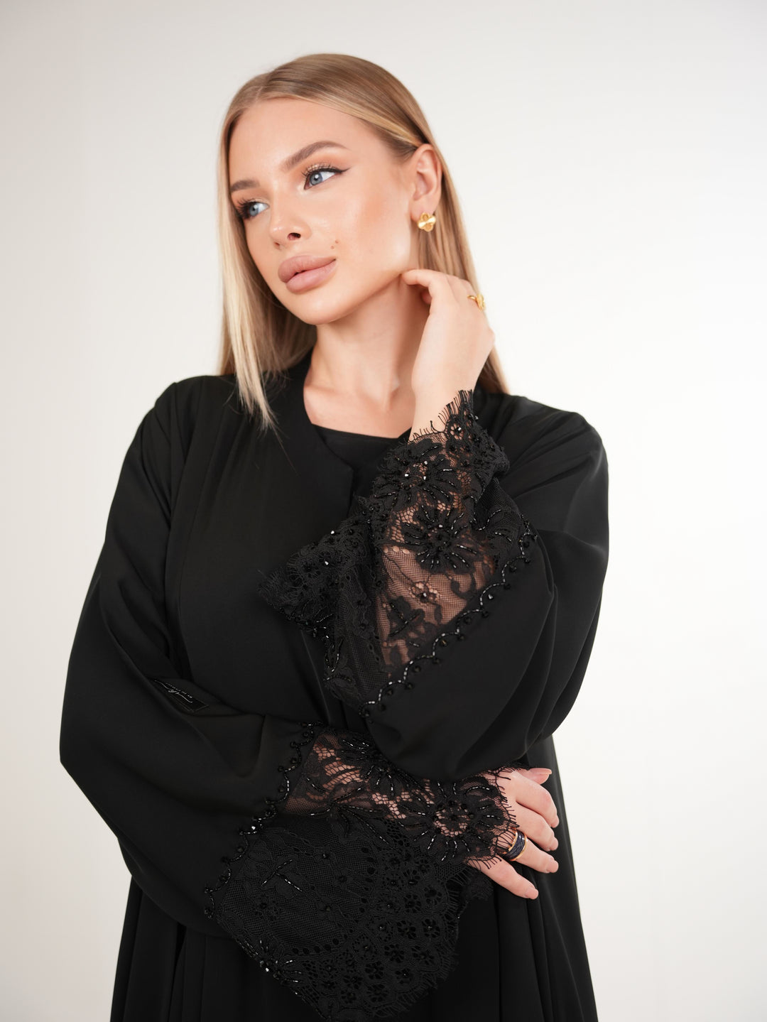 BLACK ABAYAS