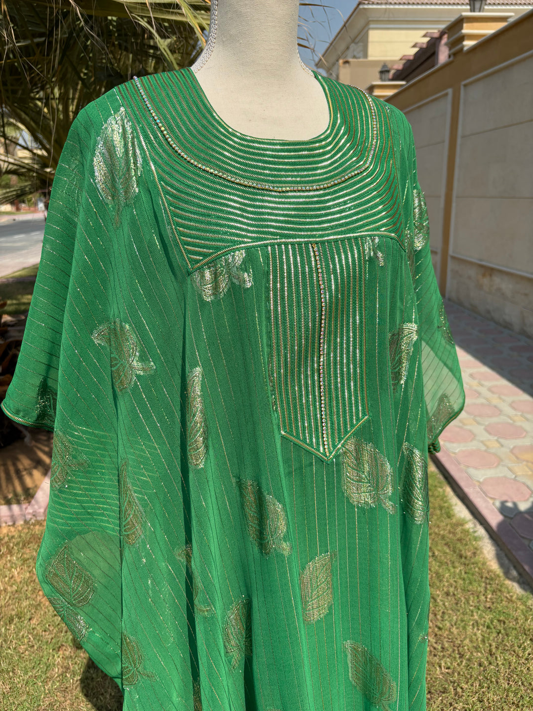 IHN03 THOB GREEN