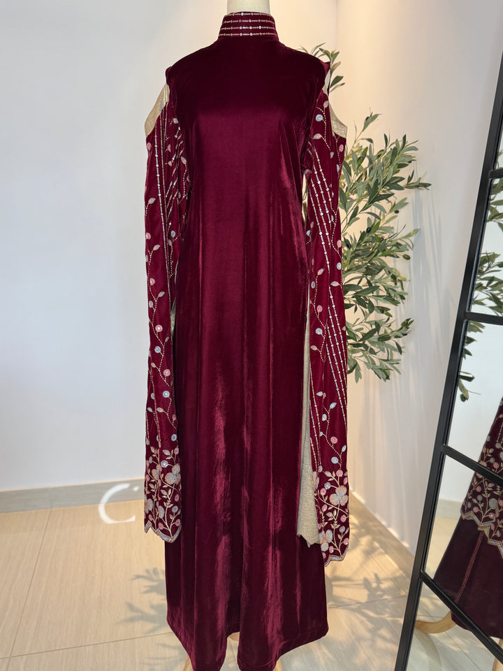 “AHLAM” VELVET DRESS