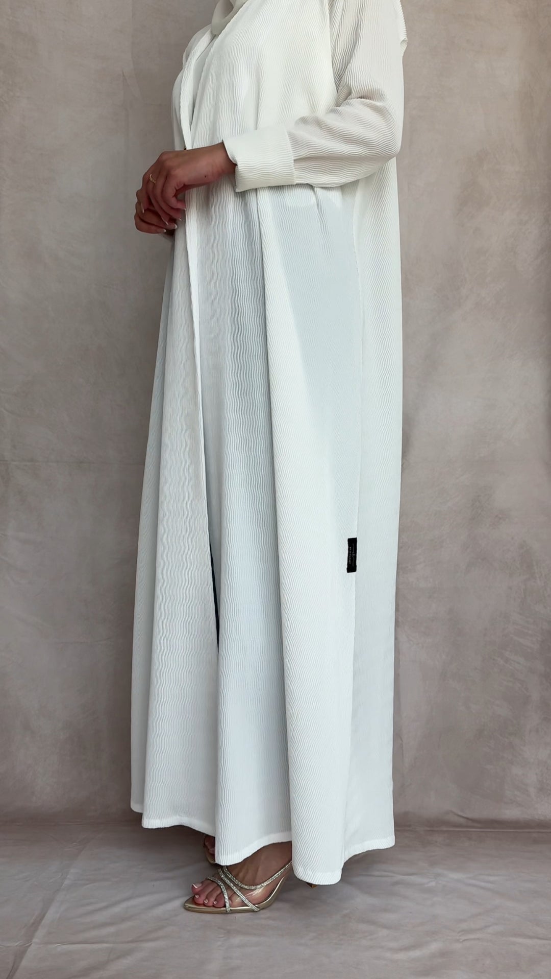 IHS1 ABAYA