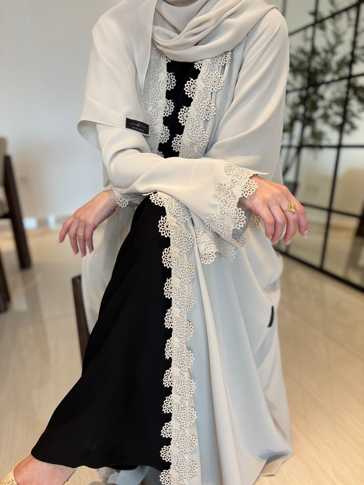 IHS8 ABAYA