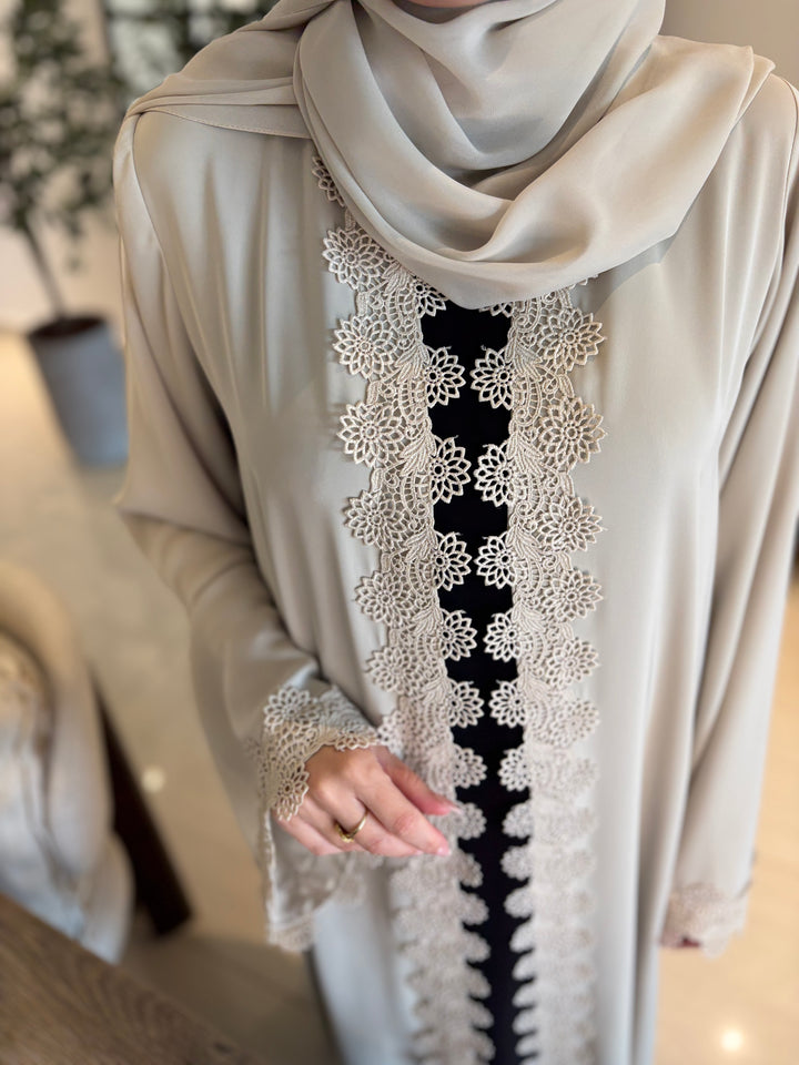 IHS8 ABAYA