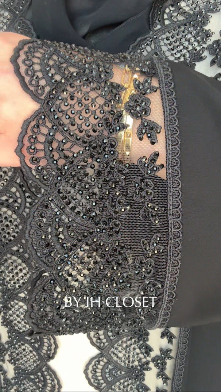 IH15 (Black)