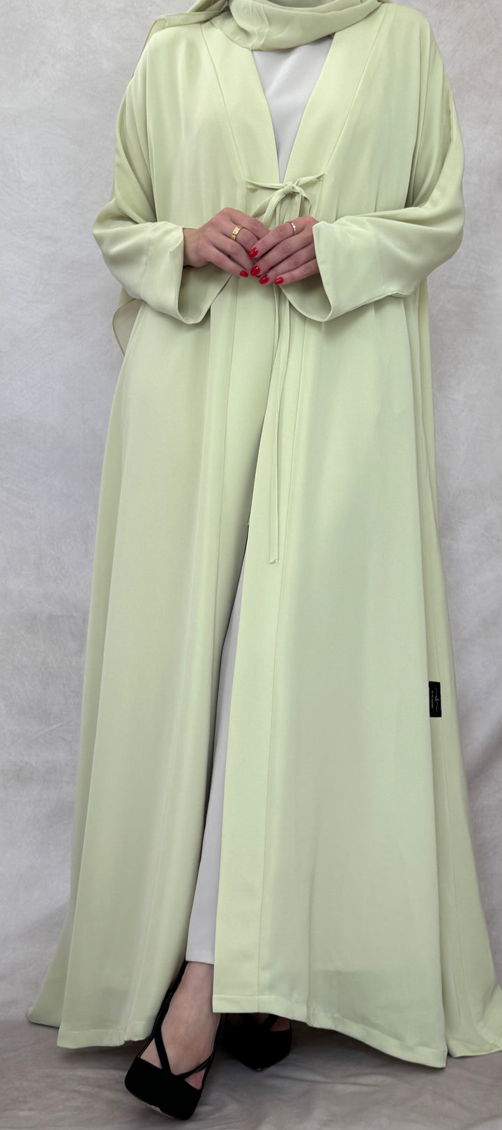 IH10 (Butter Yellow)