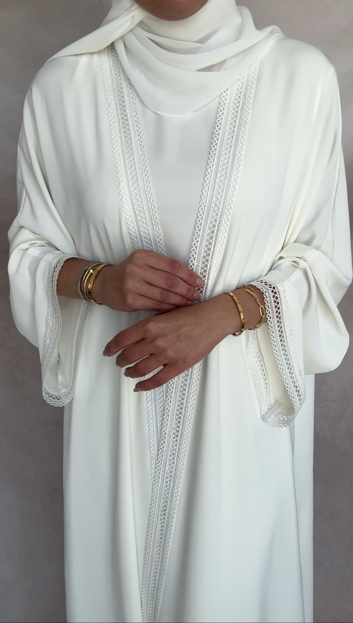 IH15 (White)