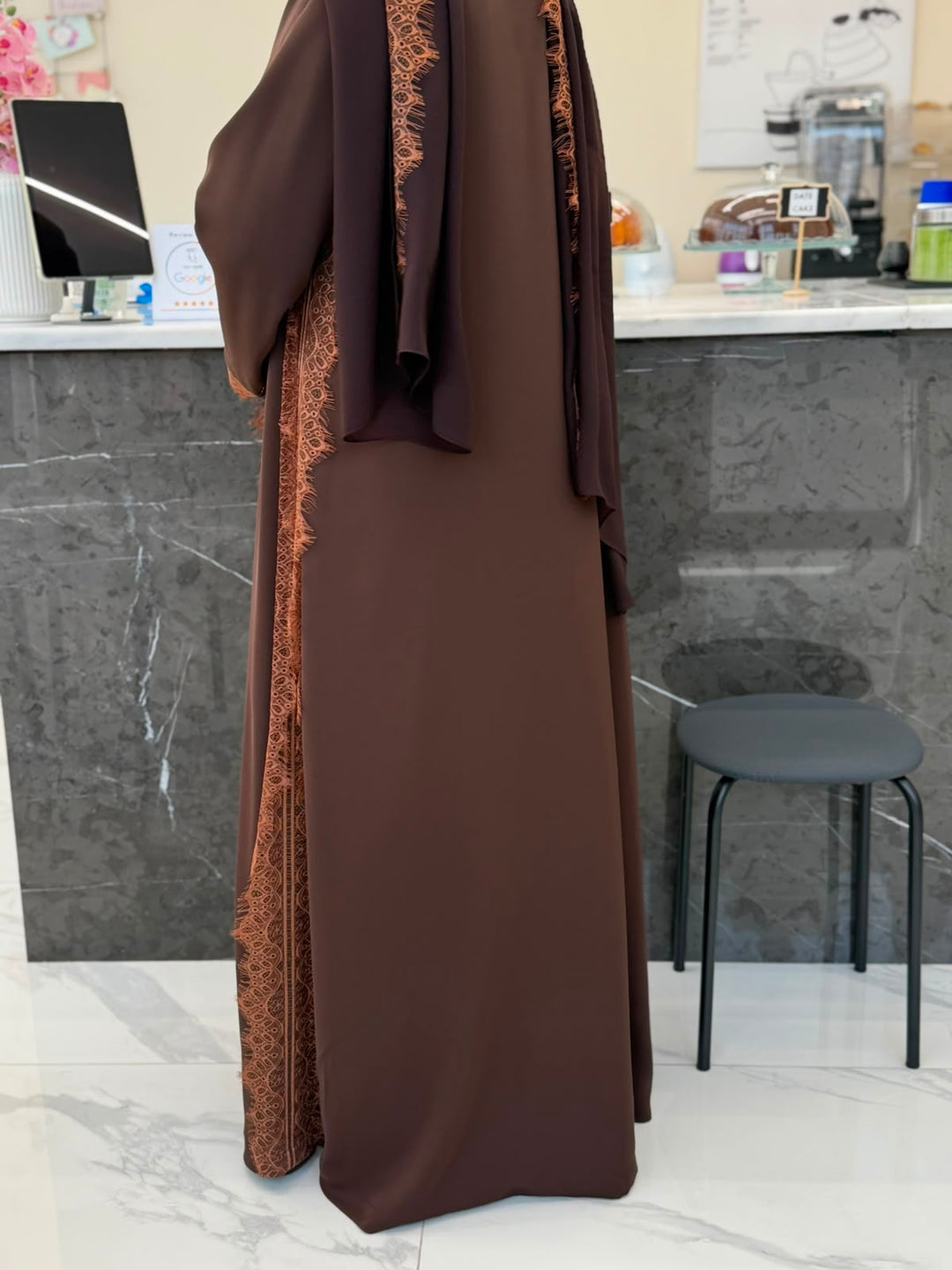 AMBER ABAYA