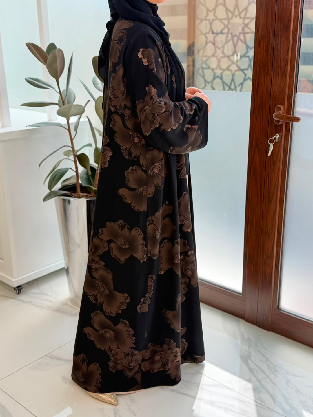 BLOOM ABAYA ( Brown)