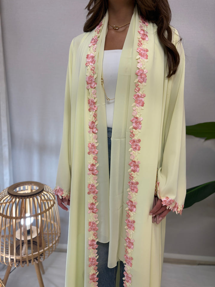 IHS4 ABAYA ( BUTTER YELLOW)