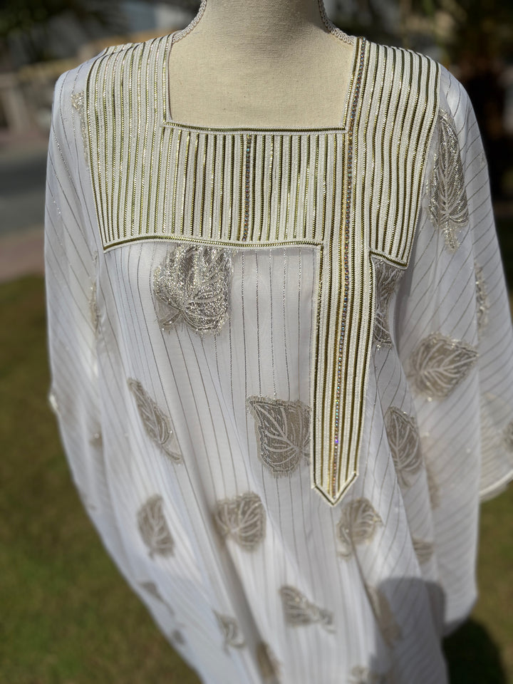 IHN03 THOB WHITE