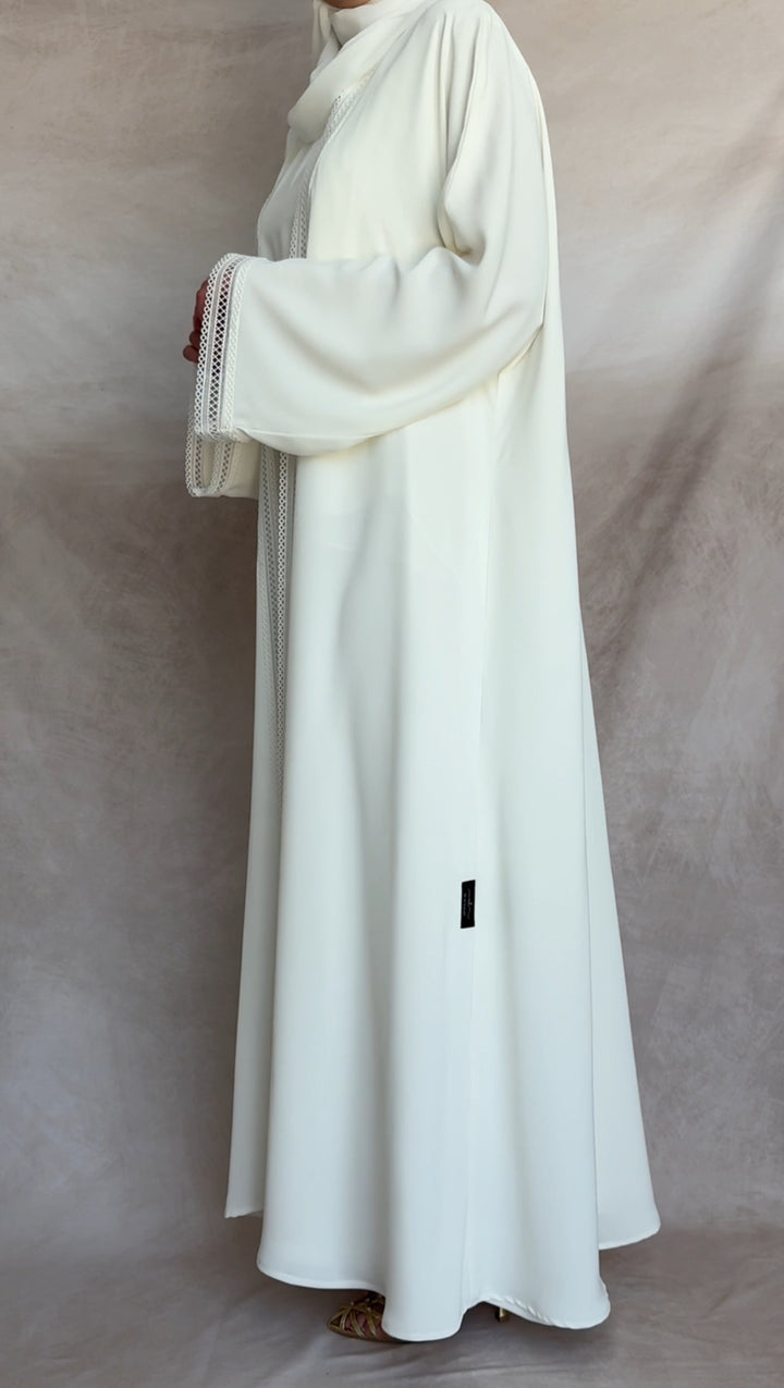 IH15 (White)