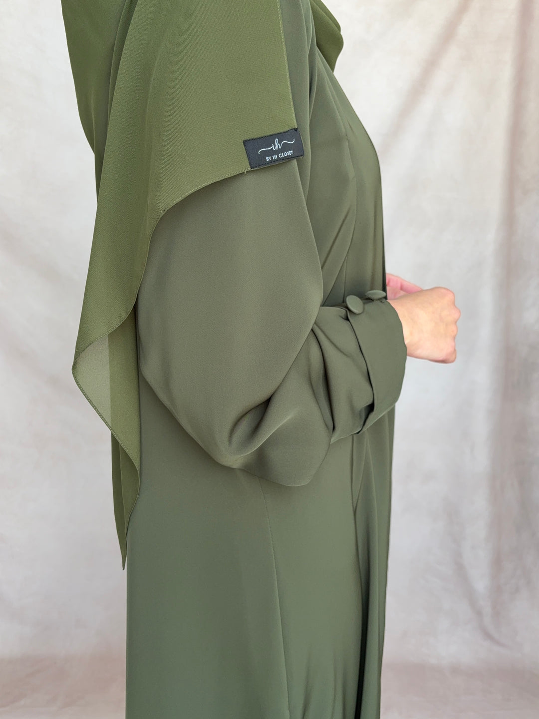 IH22 Abaya