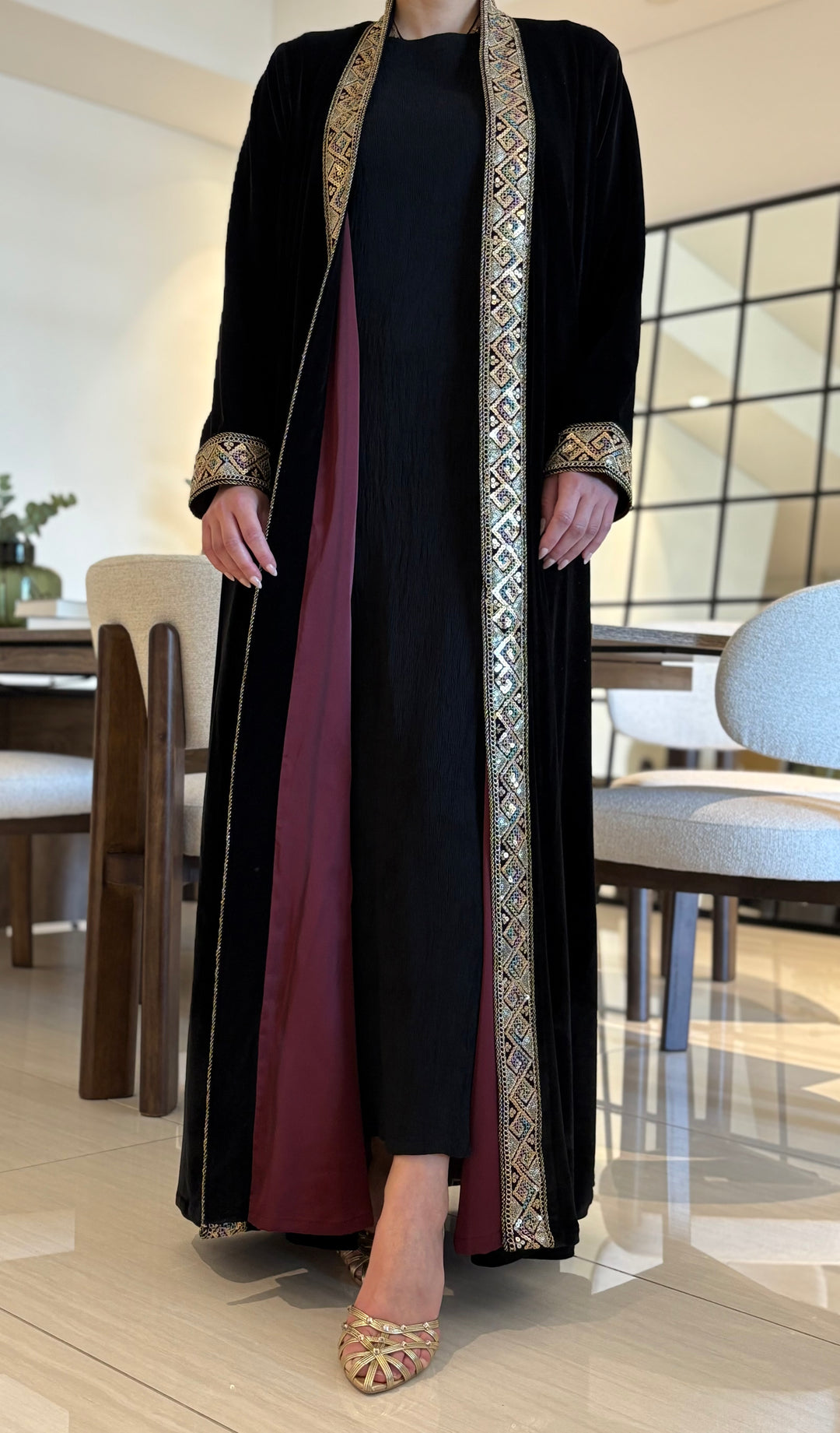 LAYALI BESHT