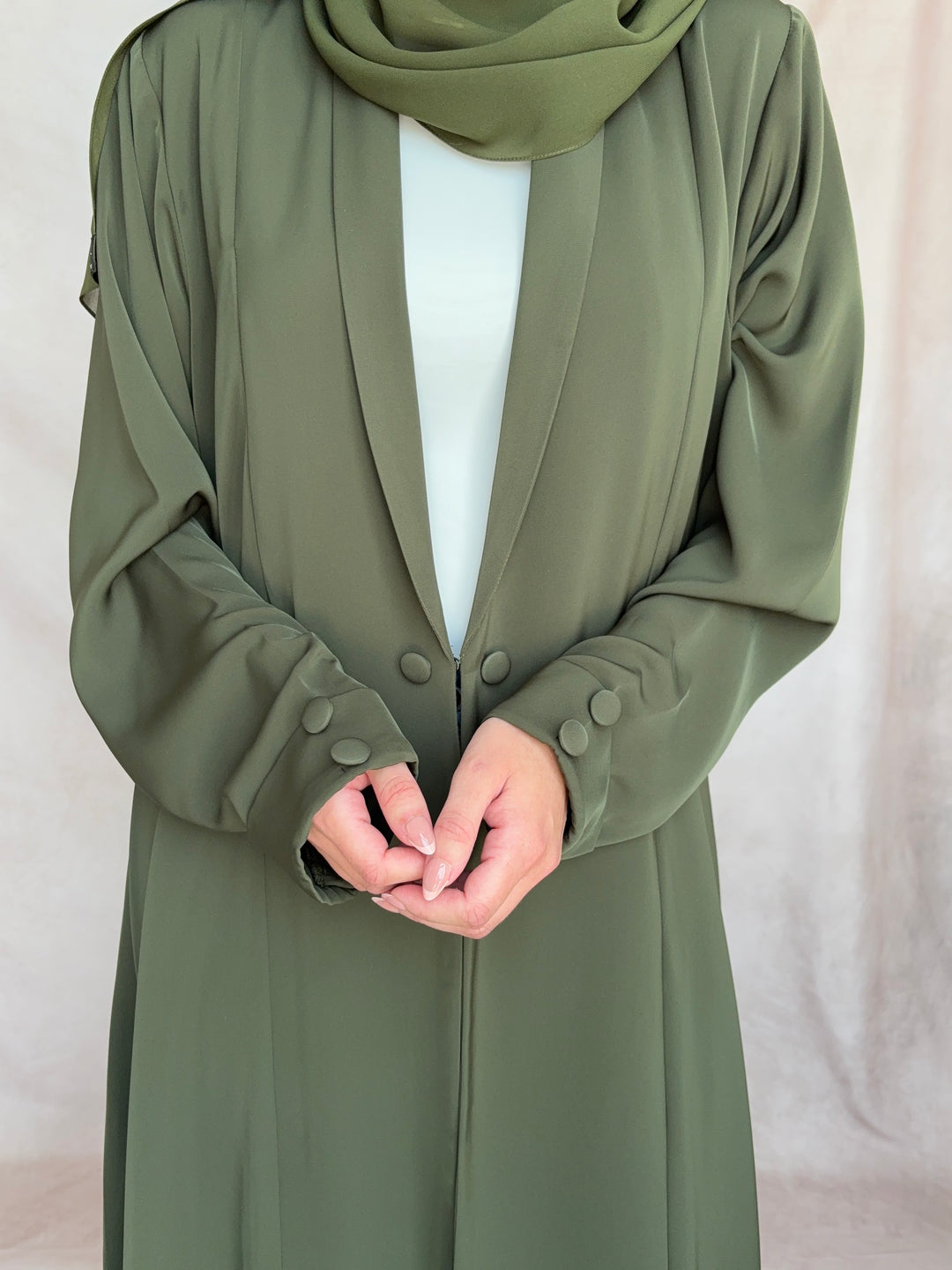 IH22 Abaya