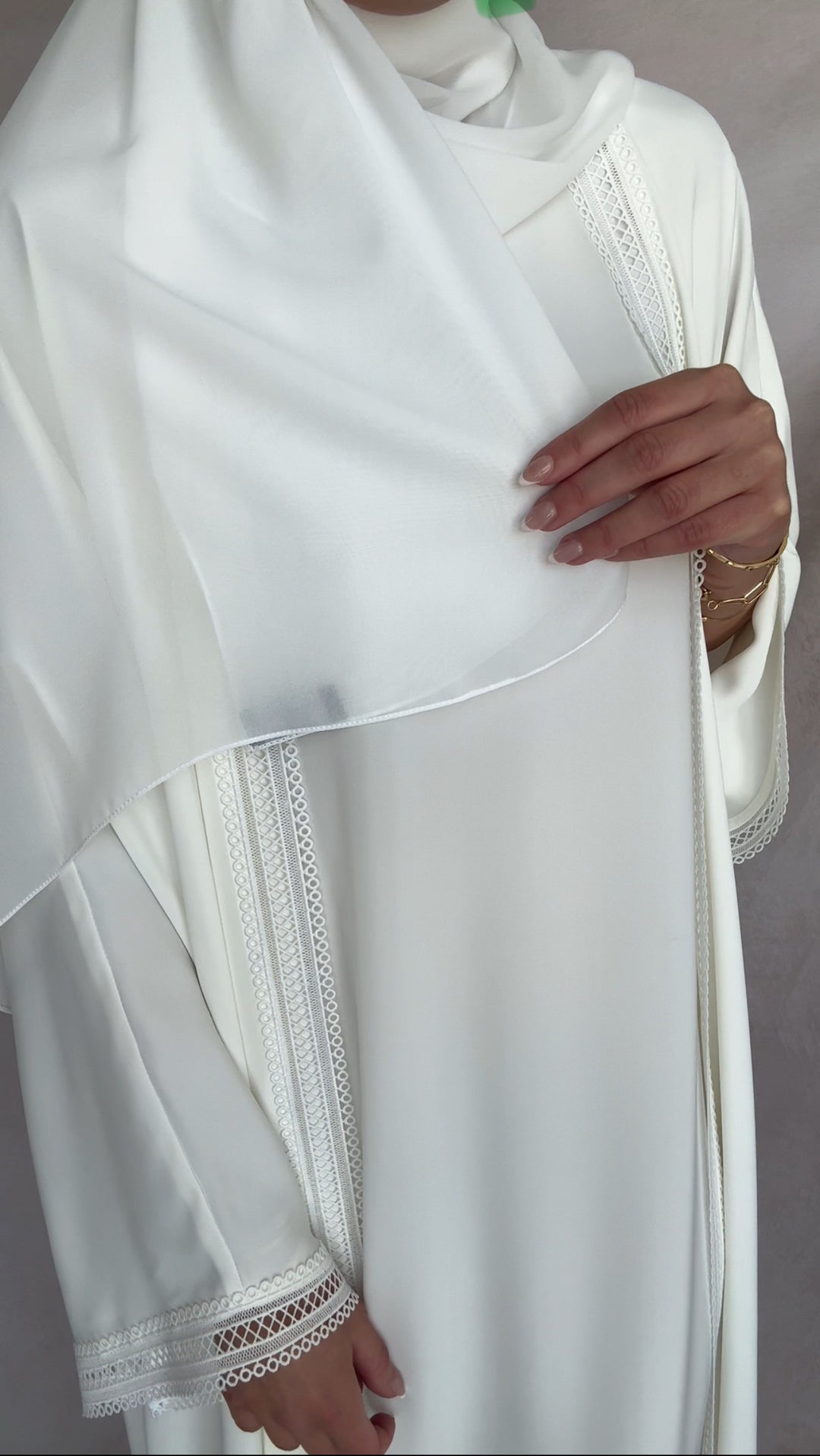 IH15 (White)