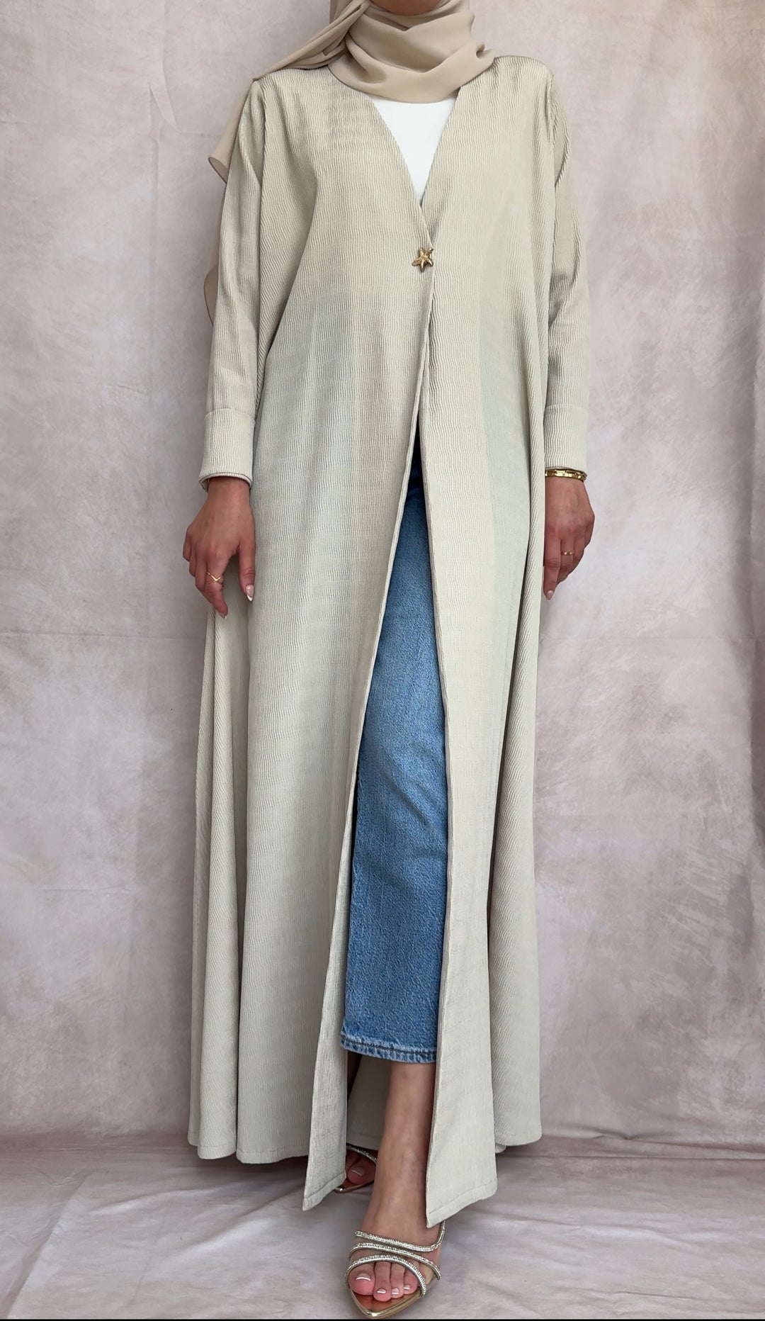 IHS1 ABAYA