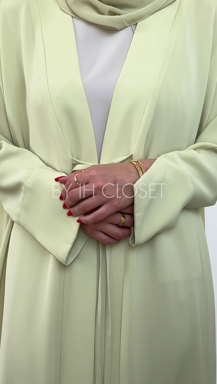 IH10 (Butter Yellow)