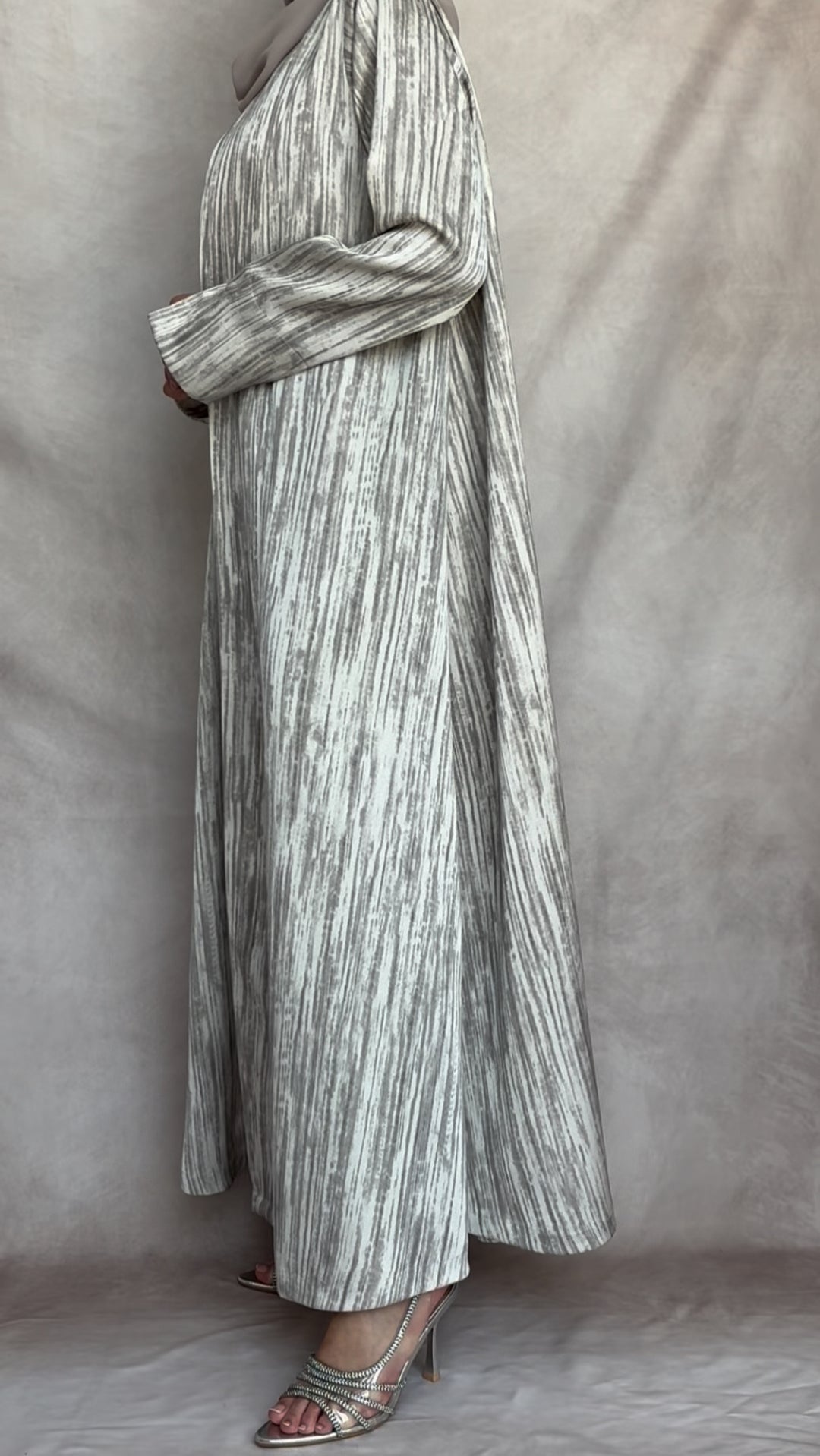 IH29 ABAYA