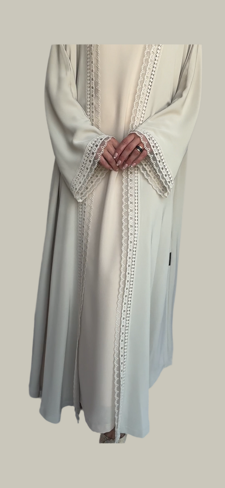 IH11 Abaya