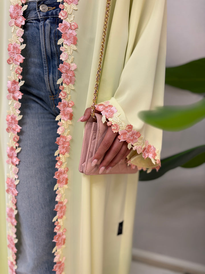 IHS4 ABAYA ( BUTTER YELLOW)