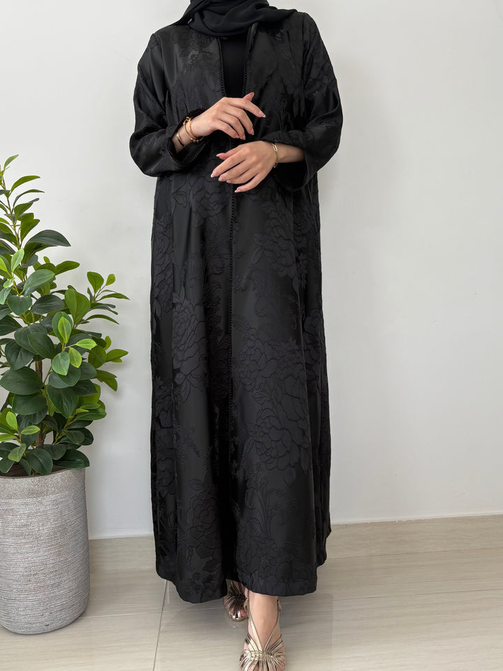 DAHLIA ABAYA