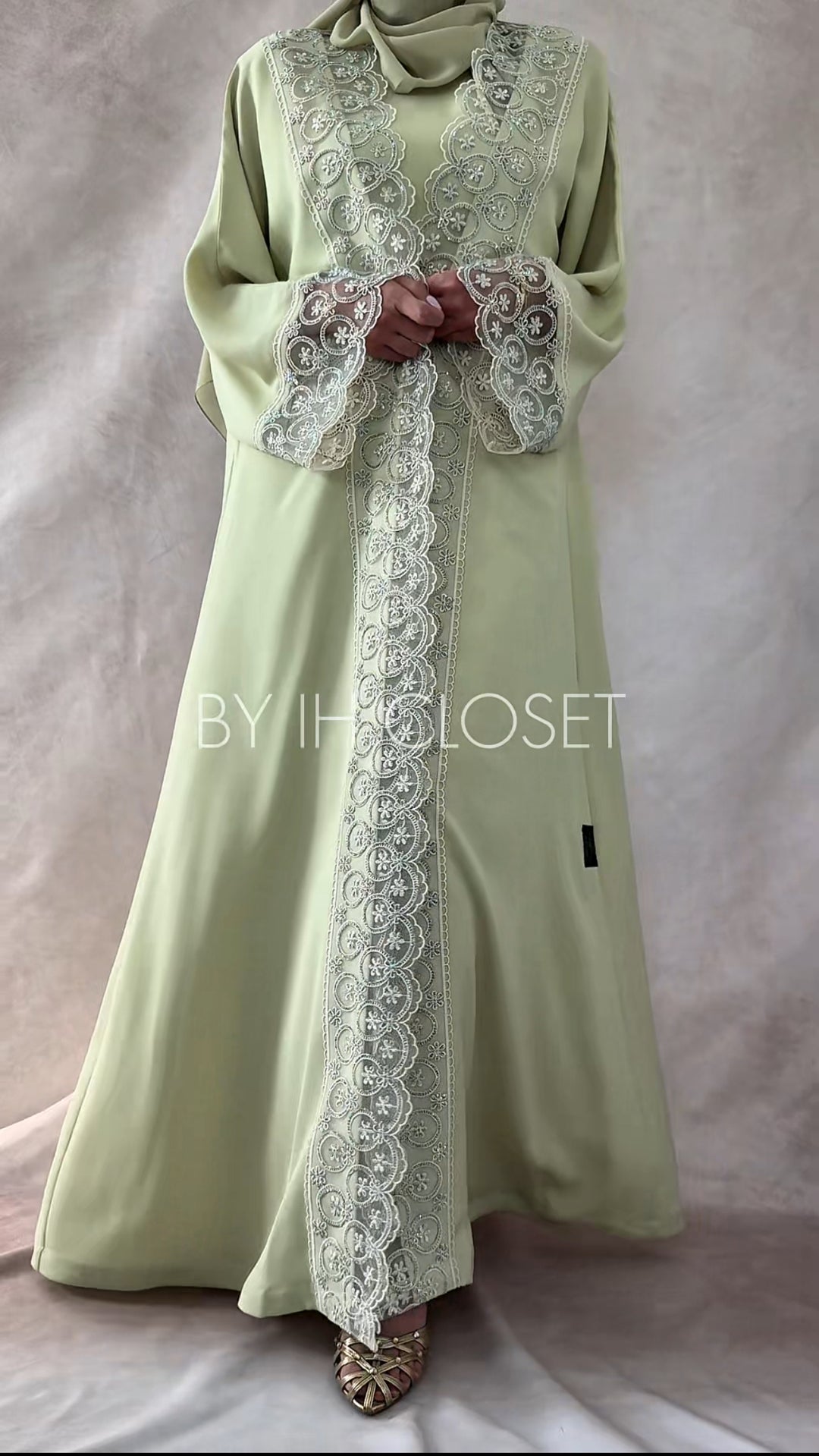 IH102 (Butter Yellow)
