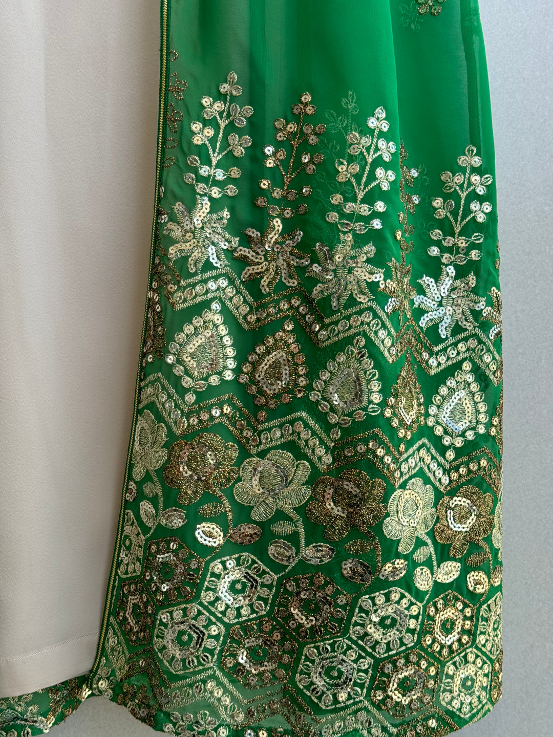 IHN02 GREEN BESHT