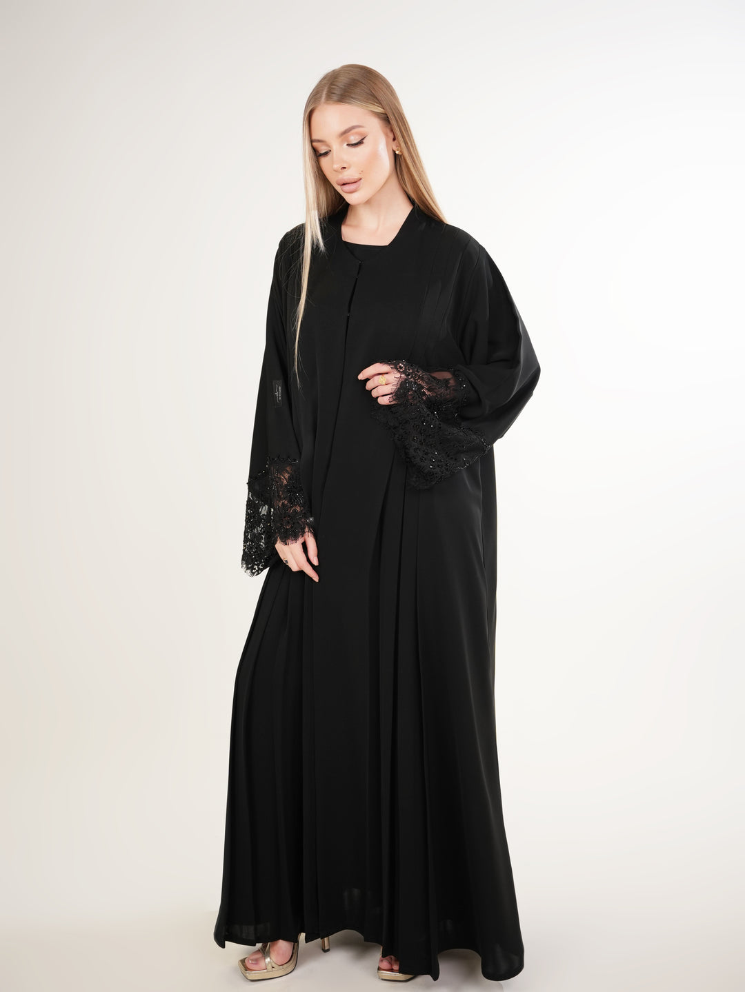 IH05 LACE ABAYA SET (BLACK)