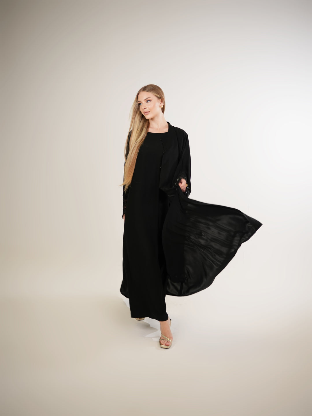 IH05 LACE ABAYA SET (BLACK)