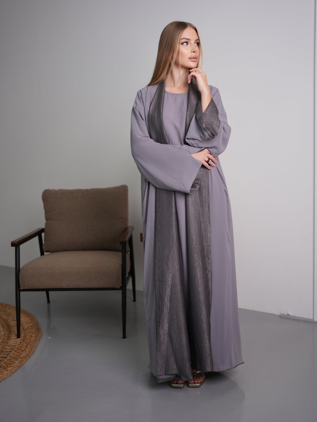 IH07 REVERSIBLE ABAYA SET (GREY)