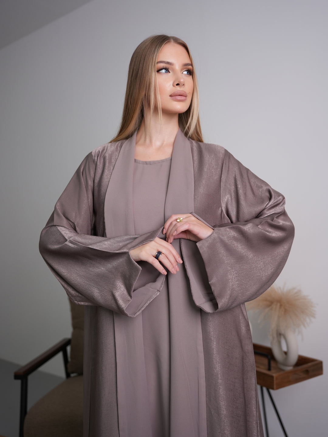 IH07 REVERSABLE ABAYA SET (TAUPE)