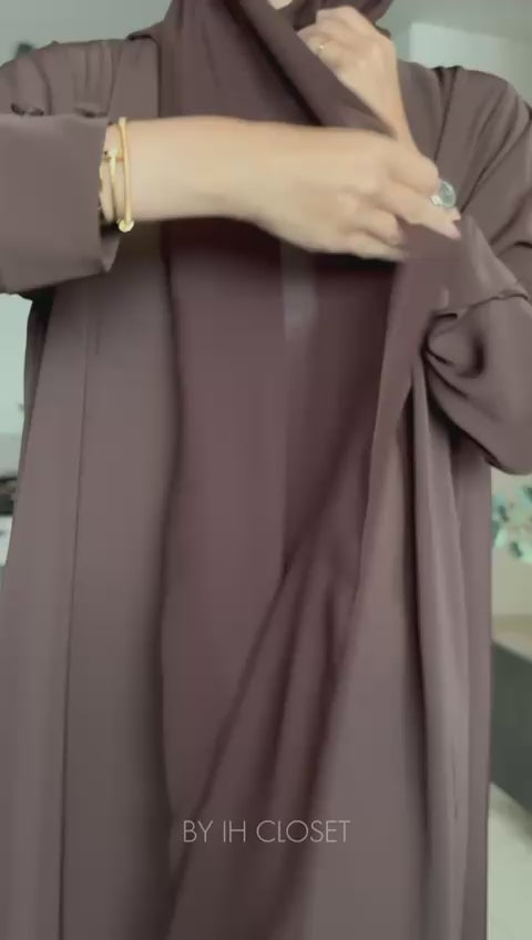 IH22 Abaya