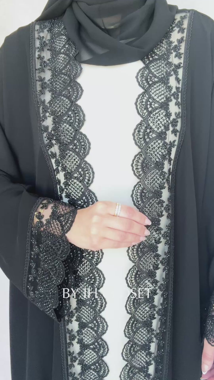 IH15 (Black)